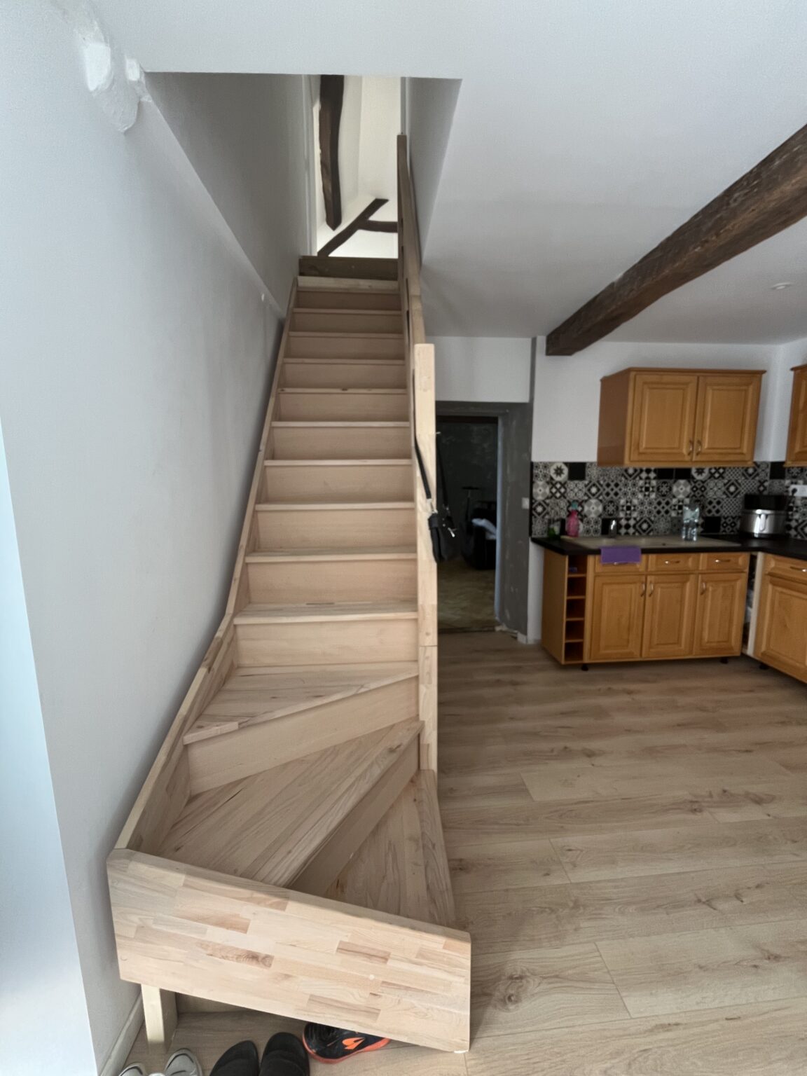 Pose d'un escalier bois